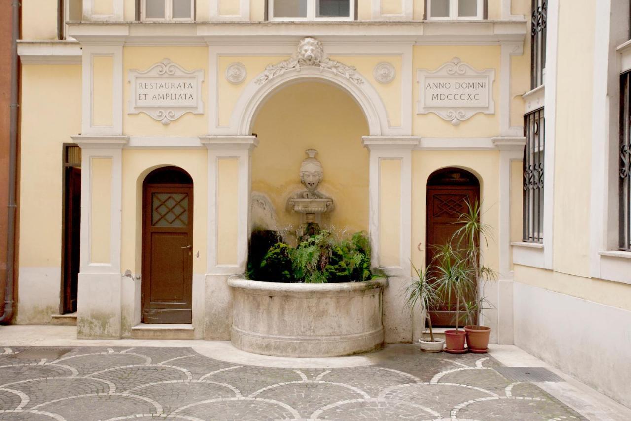 Cozy Studio Pantheon Rome Exterior photo